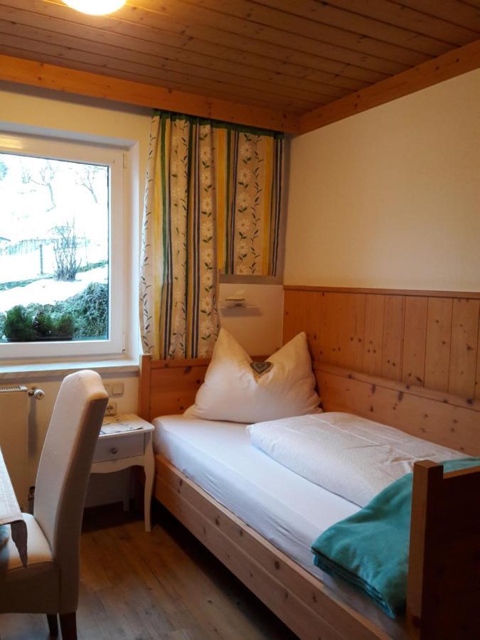 Hotel Haus Scharler, Talstation à Neukirchen am Großvenediger Extérieur photo